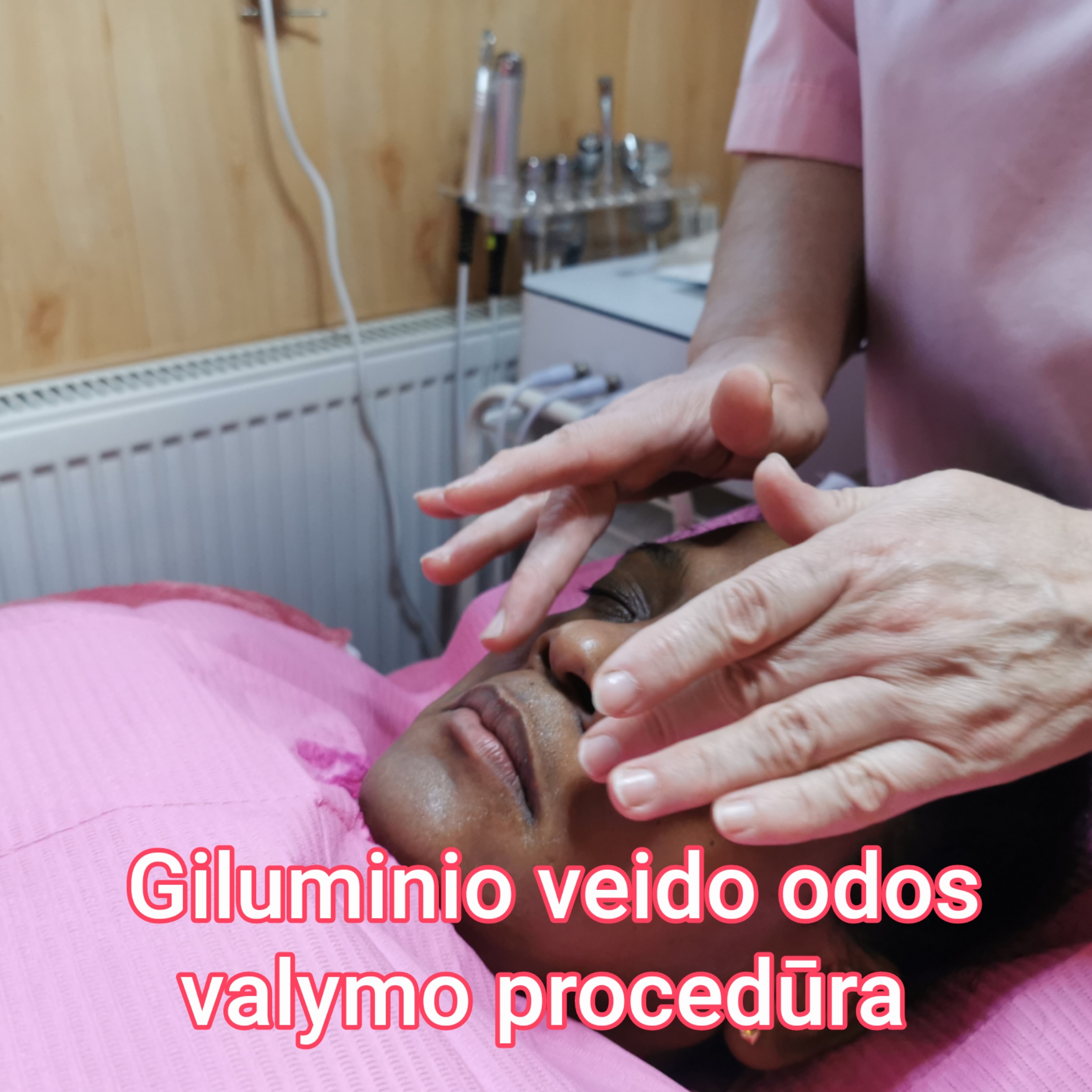 Giluminio veido odos valymo procedūra 60min